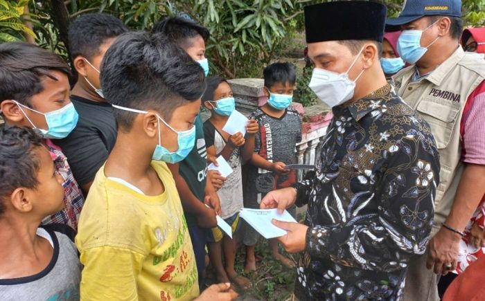 Ultah ke-35 Tahun, Gus Barra Gelar Baksos, Sandiaga Uno: Barakallahu Fii Umrik untuk Gus Barra Ultah ke-35 Tahun, Gus Barra Gelar Baksos, Sandiaga Uno: Barakallahu Fii Umrik untuk Gus Barra