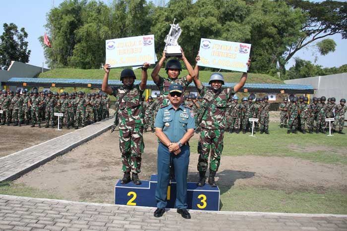 Prajurit KRI Ki Hajar Dewantara - 364 Juara Menembak antar Unsur KRI