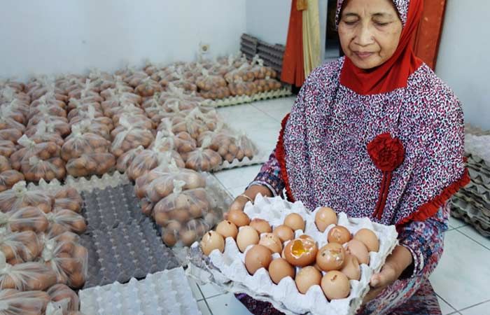 Telur Paket BPNT di Jombang Banyak Ditemukan Rusak
