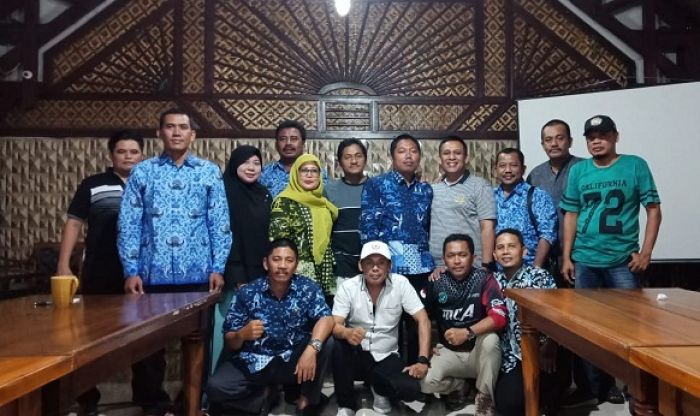 AKD Gresik Minta Pemkab Cermat Perhatikan Dampak Ekonomi Sebelum Berlakukan PSBB Covid-19 AKD Gresik Minta Pemkab Cermat Perhatikan Dampak Ekonomi Sebelum Berlakukan PSBB Covid-19