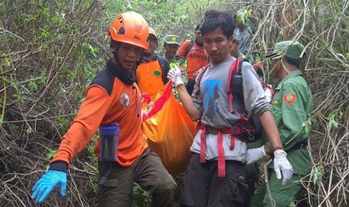 Kakek 61 Tahun yang Hilang Ditemukan Tim SAR Meninggal dalam Posisi Duduk Kakek 61 Tahun yang Hilang Ditemukan Tim SAR Meninggal dalam Posisi Duduk