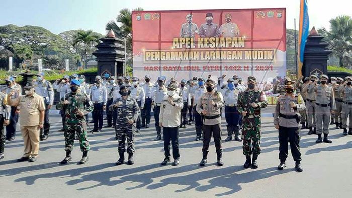 Bupati Sanusi Pimpin Apel Gelar Pasukan Pengamanan Mudik Lebaran 2021