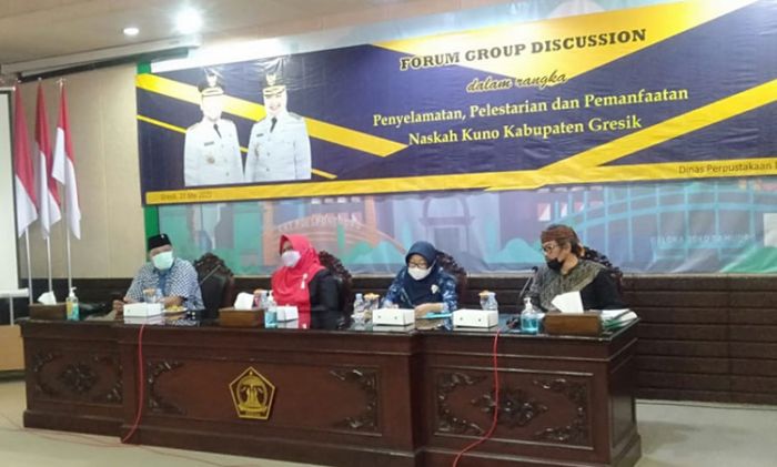 Hadiri FGD, Bupati Gus Yani dan Wabup Bu Min Minta Naskah Kuno Gresik Dirawat dengan Baik