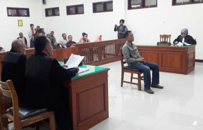 Sudah Damai, PH Minta Sidang Kasus Pencemaran Nama Baik oleh Kader Golkar Gresik Andhy Dihentikan Sudah Damai, PH Minta Sidang Kasus Pencemaran Nama Baik oleh Kader Golkar Gresik Andhy Dihentikan