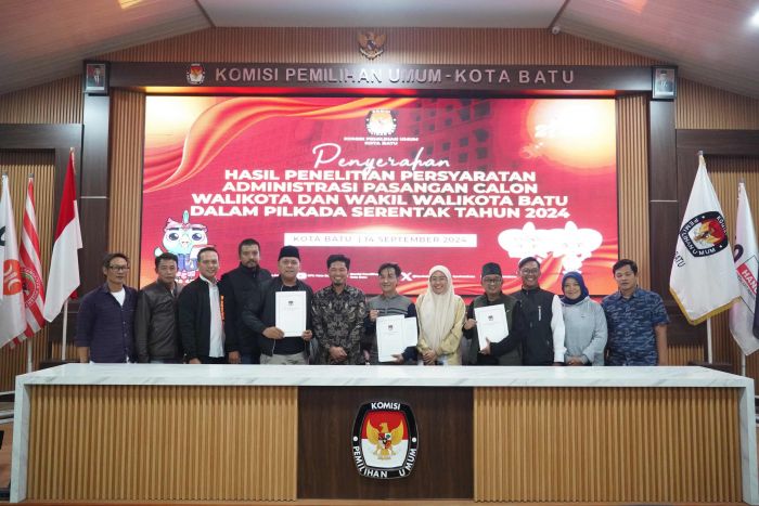KPU Nyatakan Berkas Tiga Bapaslon Pilkada Batu 2024 Sudah Benar dan Lengkap KPU Nyatakan Berkas Tiga Bapaslon Pilkada Batu 2024 Sudah Benar dan Lengkap