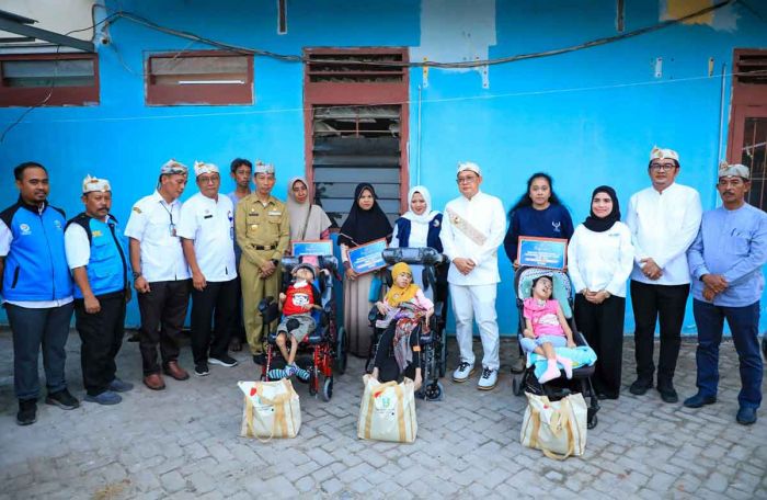 Pj Gubernur Jatim Sapa Penyandang Tunagrahita di UPT RSBG Tuban Pj Gubernur Jatim Sapa Penyandang Tunagrahita di UPT RSBG Tuban