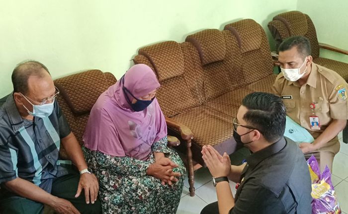 Bupati Kediri Kunjungi Keluarga Korban KRI Nanggala 402 Bupati Kediri Kunjungi Keluarga Korban KRI Nanggala 402