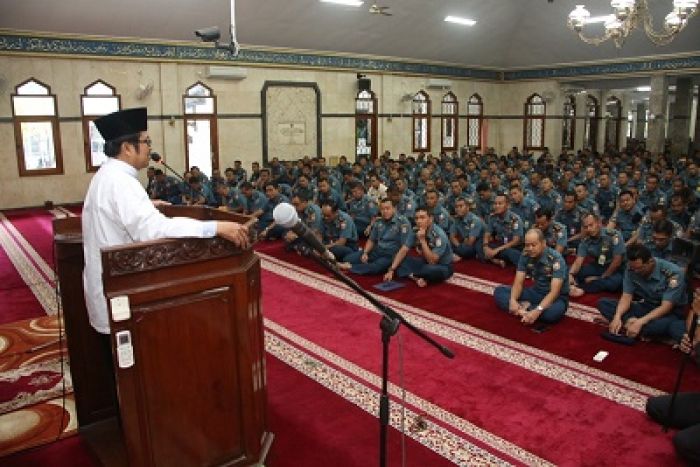Prajurit Koarmada II Peringati Nuzulul Quran Prajurit Koarmada II Peringati Nuzulul Quran