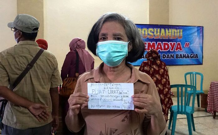 Populer Jajakan Pijat sambil Joget di Jalan, Kini Rini Mandiri Berkat Pendampingan Pemkot Kediri Populer Jajakan Pijat sambil Joget di Jalan, Kini Rini Mandiri Berkat Pendampingan Pemkot Kediri