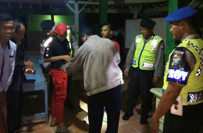 Razia Pil Koplo, Polsek Senori Sisir Warung Kopi Razia Pil Koplo, Polsek Senori Sisir Warung Kopi