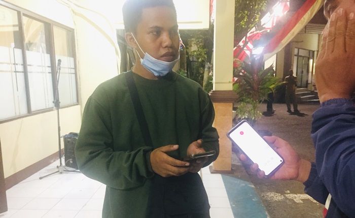Kena Gendam, Motor Kesayangan Kurir Istana Accu di Surabaya Raib Kena Gendam, Motor Kesayangan Kurir Istana Accu di Surabaya Raib