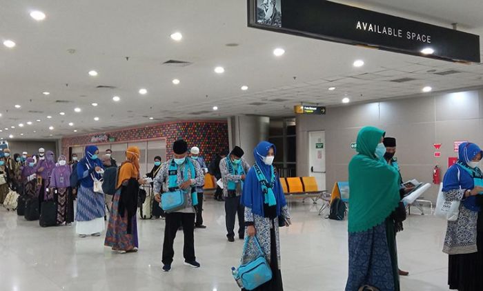 138 Jamaah Berangkat Umroh Perdana Pada 2021 138 Jamaah Berangkat Umroh Perdana Pada 2021