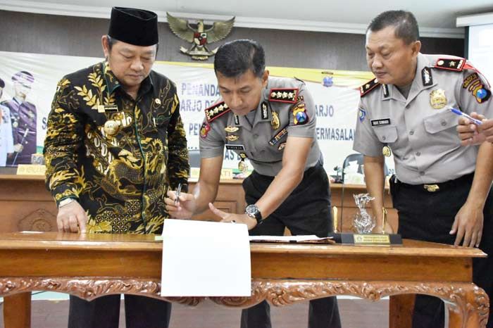 Pemkab - Polresta Sidoarjo MoU Pengawasan Dana Desa, Bupati Ipul: Ini Langkah Sangat Bagus