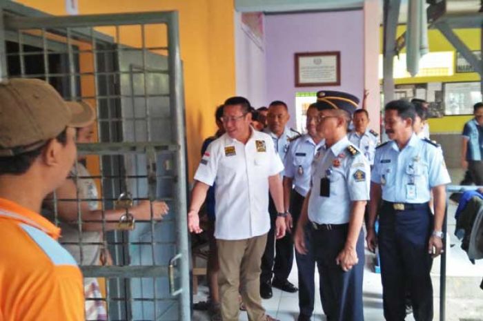 Kunjungan ke Lapas IIB Tuban, Anggota Komisi III DPR RI Berharap Peristiwa di Pekanbaru tak Terulang