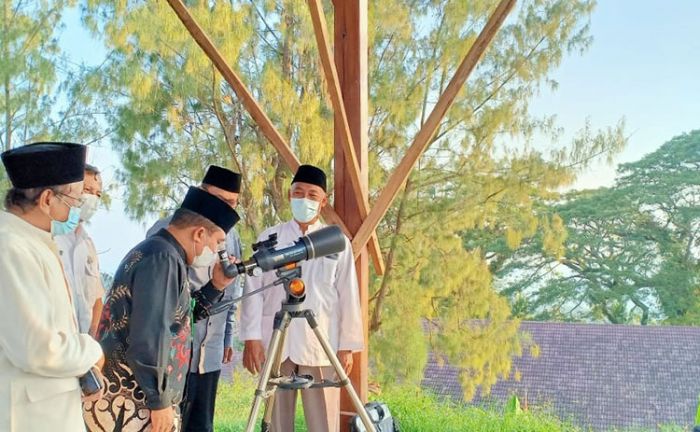 Hilal Tak Terlihat di Tuban, Keputusan 1 Syawal Tunggu Pemerintah Pusat Hilal Tak Terlihat di Tuban, Keputusan 1 Syawal Tunggu Pemerintah Pusat