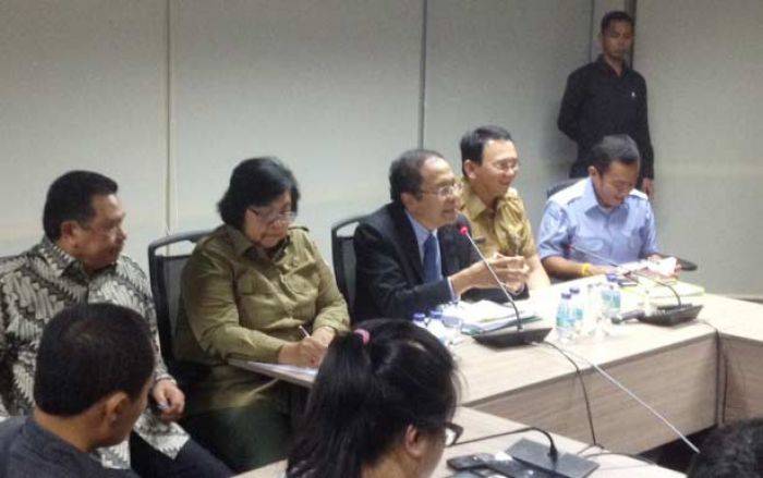 Reklamasi Teluk Jakarta Sepakat Dihentikan Sementara, Rizal: Pak Ahok Tak Usah Khawatir Reklamasi Teluk Jakarta Sepakat Dihentikan Sementara, Rizal: Pak Ahok Tak Usah Khawatir