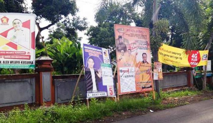 APK yang Langgar Aturan di Banyuwangi, Tidak Ada Tindakan Tegas oleh Bawaslu APK yang Langgar Aturan di Banyuwangi, Tidak Ada Tindakan Tegas oleh Bawaslu
