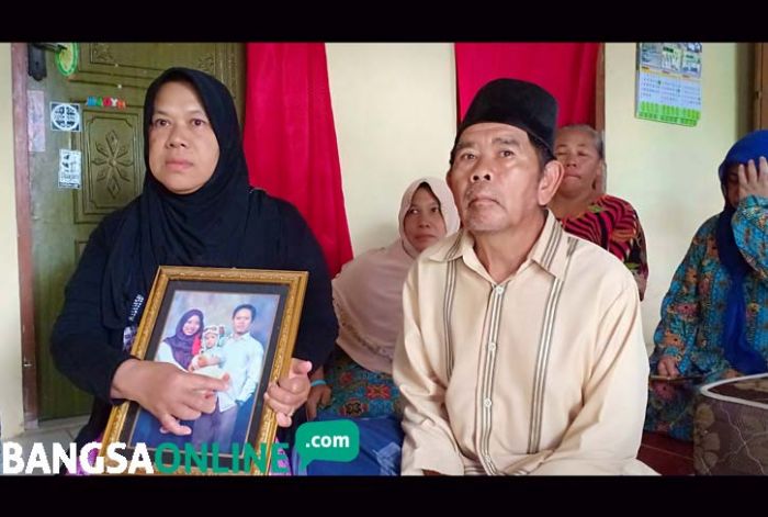 Sempat Telepon Orang Tua di Blitar, Keluarga Benarkan Tri Haska Havidi Menumpangi Lion Air JT 610 Sempat Telepon Orang Tua di Blitar, Keluarga Benarkan Tri Haska Havidi Menumpangi Lion Air JT 610