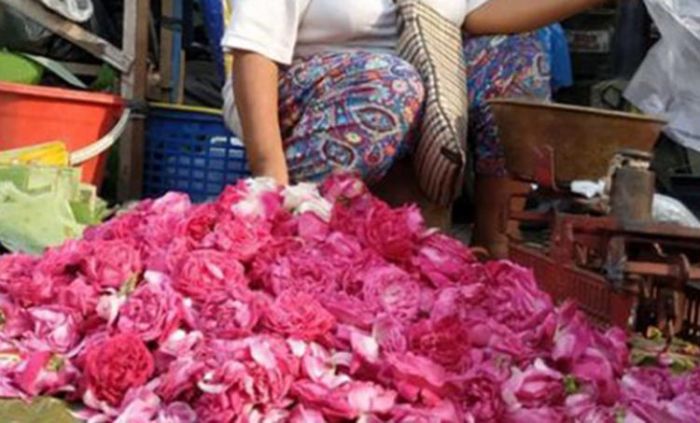 Pandemi Corona, Pedagang Bunga Tabur di Lamongan Alami Penurunan Penjualan Jelang Idul Adha​