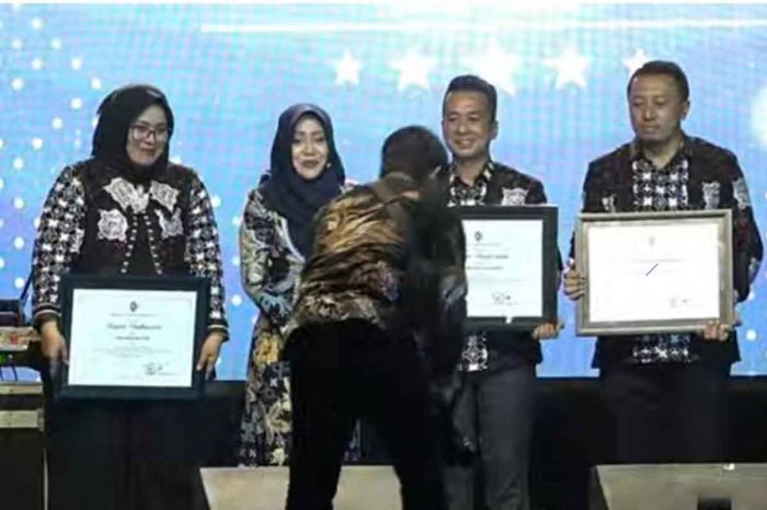 Gelar Pajak Daerah Award 2022, Bapenda Kabupaten Mojokerto Launching 3 Aplikasi Digital Gelar Pajak Daerah Award 2022, Bapenda Kabupaten Mojokerto Launching 3 Aplikasi Digital
