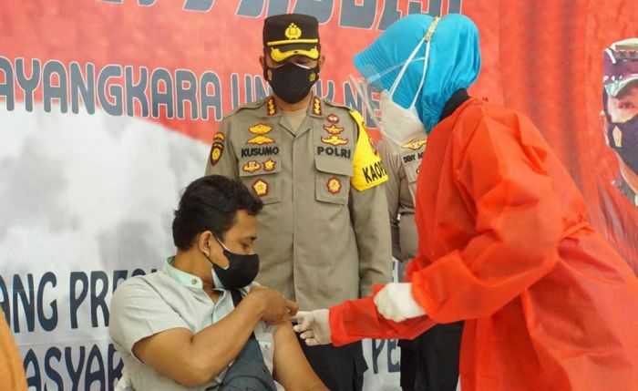 Percepat Herd Immunity, Polresta Sidoarjo Kembali Buka Gerai Vaksin Presisi untuk Masyarakat Percepat Herd Immunity, Polresta Sidoarjo Kembali Buka Gerai Vaksin Presisi untuk Masyarakat