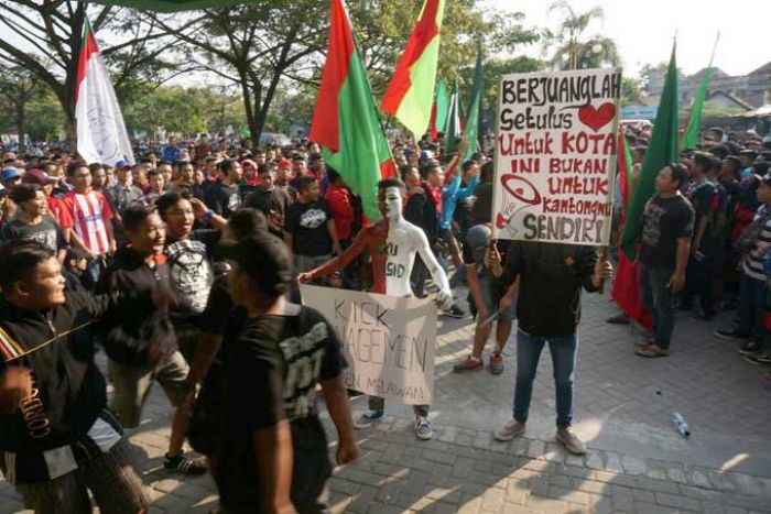 Tuntut Transparansi, Suporter Boikot saat PSID Lawan Persedikab 