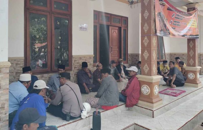 Tetapkan 2 Bacakades Cacat Administratif, Warga Desa Batah Barat Geruduk Sekretariat P2KD Tetapkan 2 Bacakades Cacat Administratif, Warga Desa Batah Barat Geruduk Sekretariat P2KD