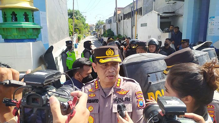 Sisir Area Pondok Pesantren Shiddiqiyyah, Polisi Tangkap Sopir Putra Kiai Jombang Sisir Area Pondok Pesantren Shiddiqiyyah, Polisi Tangkap Sopir Putra Kiai Jombang