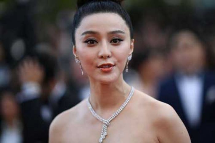 Menghilang 3 Bulan, Artis Terkaya China Fan Bingbing Diduga Hindari Pajak Menghilang 3 Bulan, Artis Terkaya China Fan Bingbing Diduga Hindari Pajak