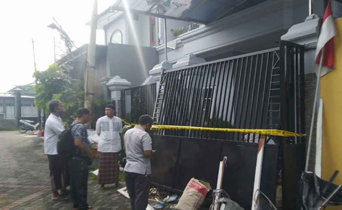 Tabung Elpiji 12 Kg Meledak, Pasangan Suami Istri di Lidah Kulon Surabaya Alami Luka Bakar Tabung Elpiji 12 Kg Meledak, Pasangan Suami Istri di Lidah Kulon Surabaya Alami Luka Bakar