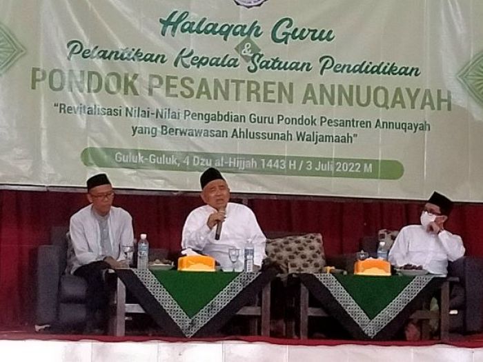 Sehari Ceramah di 4 Lokasi di Sumenep, Kiai Asep Ingatkan Ekstrem Kiri di UU Sisdiknas Sehari Ceramah di 4 Lokasi di Sumenep, Kiai Asep Ingatkan Ekstrem Kiri di UU Sisdiknas