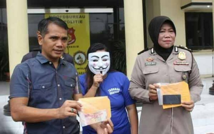 Perdagangkan Gadis 17 Tahun, Mucikari Asal Bangkalan ini Dibekuk Unit PPA Polrestabes Surabaya