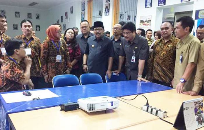 Komisi E: Pelaksanaan UNBK SMA Hari Pertama Berlangsung Relatif Lancar Komisi E: Pelaksanaan UNBK SMA Hari Pertama Berlangsung Relatif Lancar