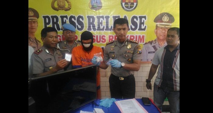 Hebat, Jukir Pasar Krian Sidoarjo Taklukkan Maling Spesialis Rumah Kosong Hebat, Jukir Pasar Krian Sidoarjo Taklukkan Maling Spesialis Rumah Kosong