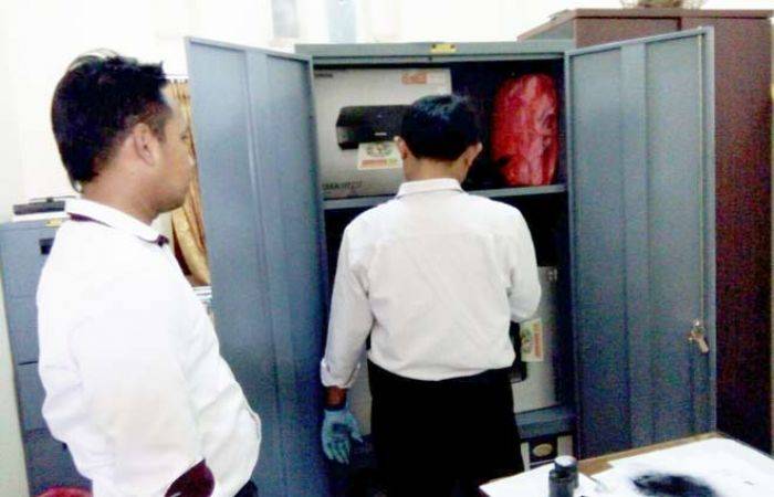 Kantor Kelurahan Bence Diobok-obok Maling Kantor Kelurahan Bence Diobok-obok Maling