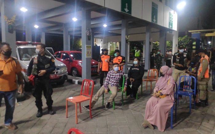 Masifkan Razia Prokes, Tim Swab Hunter Jaring 216 Pelanggar Masifkan Razia Prokes, Tim Swab Hunter Jaring 216 Pelanggar
