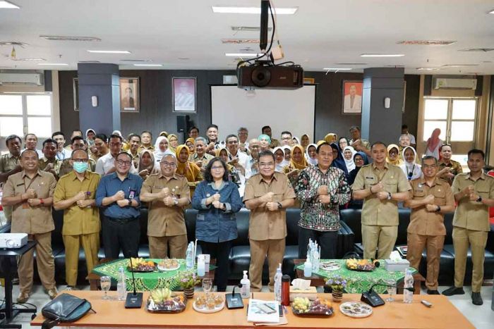 Arahan Pj Wali Kota Kediri di Evaluasi Kinerja Pelayanan RSUD Gambiran Arahan Pj Wali Kota Kediri di Evaluasi Kinerja Pelayanan RSUD Gambiran