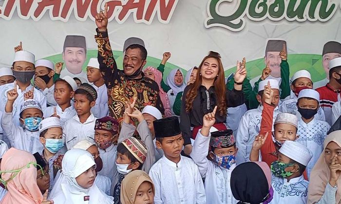 ​Ngaku Punya Massa 200 RIbu, Pengusaha Sueb Abdullah Launching Kafe BS dan Sekber QA