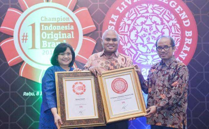 Semen Gresik Sabet Penghargaan Indonesia Original Brand dan Living Legend Brand 2016