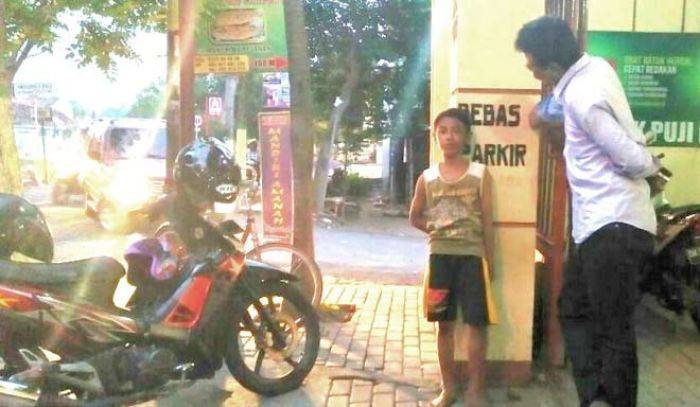 Belajar pada Reyang Bocah Kelas VI SD di Jombang: Pekerja Keras, Anti Ngamen Belajar pada Reyang Bocah Kelas VI SD di Jombang: Pekerja Keras, Anti Ngamen