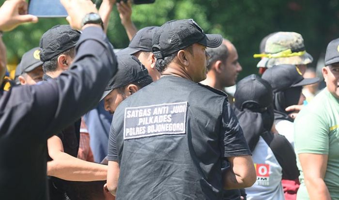 Satgas Anti Judi Polres Bojonegoro Siap Tangkap Botoh Pilkades Satgas Anti Judi Polres Bojonegoro Siap Tangkap Botoh Pilkades