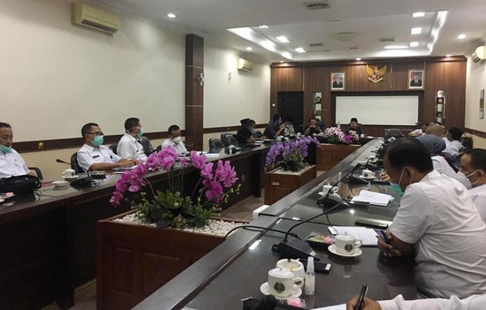 Pertanyakan Satgas Bentukan Camat, Komisi A DPRD Jember Undang Hearing Pertanyakan Satgas Bentukan Camat, Komisi A DPRD Jember Undang Hearing