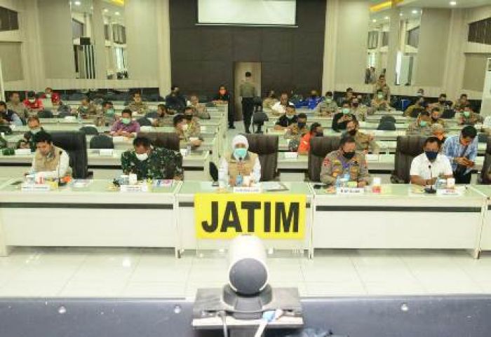 Antisipasi Pemudik Ramadan, Khofifah Rakor Virtual Minta Tiap Desa Punya Layanan Observasi Covid-19 Antisipasi Pemudik Ramadan, Khofifah Rakor Virtual Minta Tiap Desa Punya Layanan Observasi Covid-19