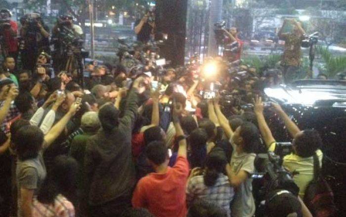 Diperiksa KPK 8 Jam, Ahok Irit Bicara