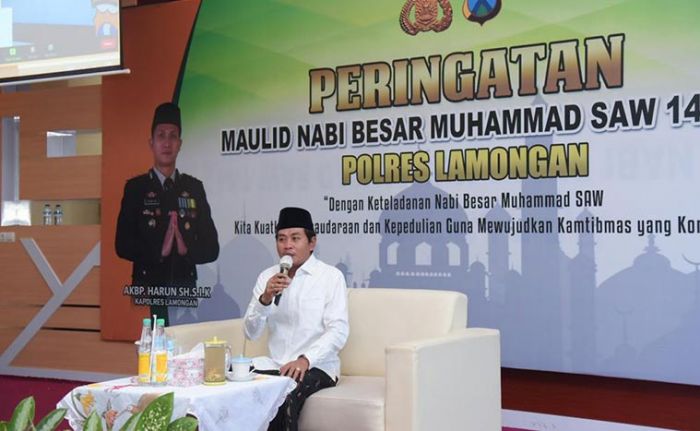 Peringati Maulid Nabi Muhammad SAW, Polres Lamongan Hadirkan KH. Anwar Zahid