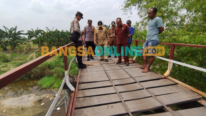 Jembatan Talun Brak Dibangun 2025, Monitoring Pjs Bupati Mojokerto Disambut Syukur Warga Jembatan Talun Brak Dibangun 2025, Monitoring Pjs Bupati Mojokerto Disambut Syukur Warga