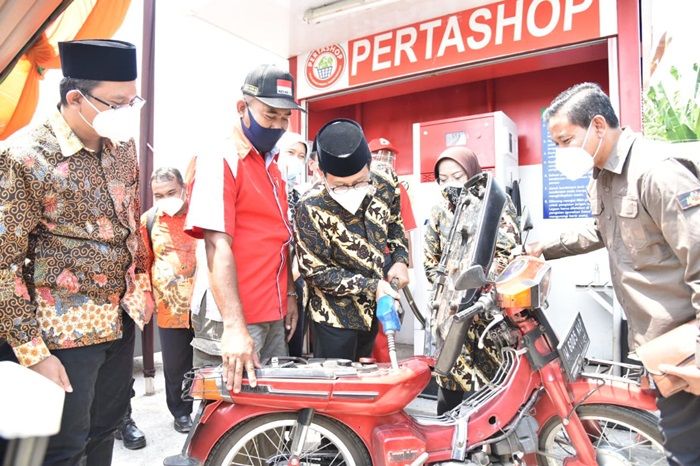 Mendes PDTT Halim Iskandar Minta BUM Desa Tidak Rugikan Usaha Milik Warga Mendes PDTT Halim Iskandar Minta BUM Desa Tidak Rugikan Usaha Milik Warga