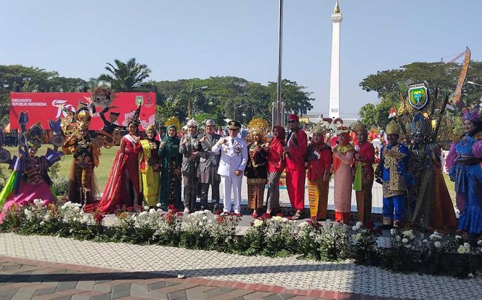 Dipimpin Pj Wali Kota Eddy Supriyanto, Upacara HUT ke-79 RI di Kota Madiun Berjalan Khidmat Dipimpin Pj Wali Kota Eddy Supriyanto, Upacara HUT ke-79 RI di Kota Madiun Berjalan Khidmat