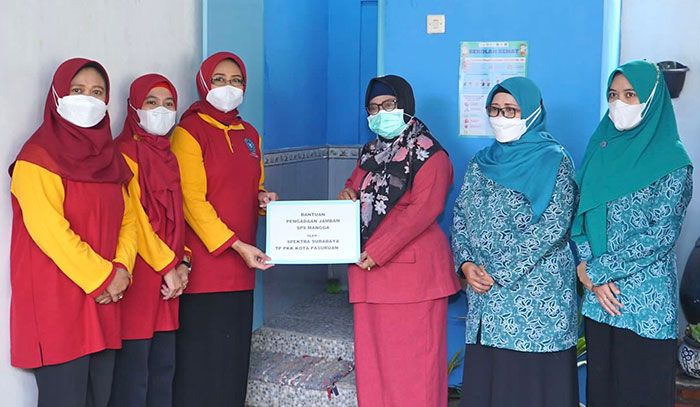 Terima Bantuan CSR untuk Pengembangan PAUD, Ketua TP PKK Kota Pasuruan Berharap SPS Lebih Kreatif Terima Bantuan CSR untuk Pengembangan PAUD, Ketua TP PKK Kota Pasuruan Berharap SPS Lebih Kreatif
