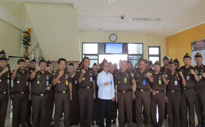 Menuju WBK, Kejari Bangkalan Dikunjungi Tim Kejaksaan Agung RI